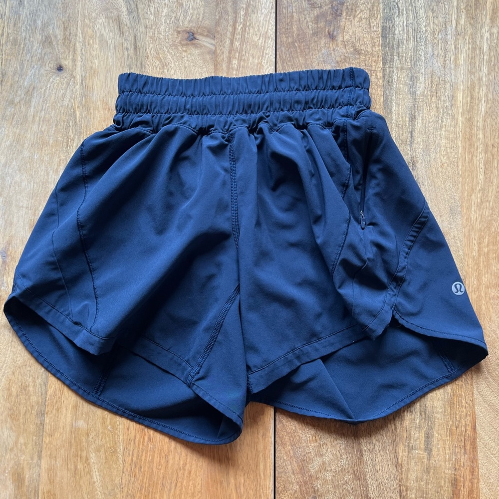Lululemon Track That Lined Short 5" size 2 Navy